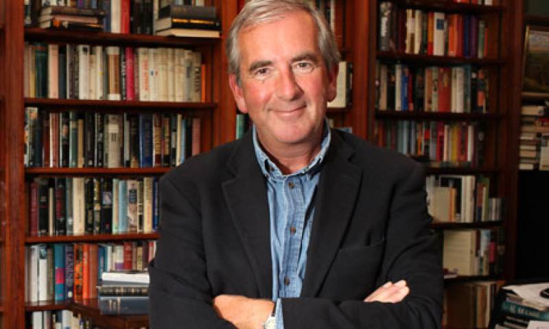 Pordenonelegge Allo Scrittore E Storico Inglese Robert Harris